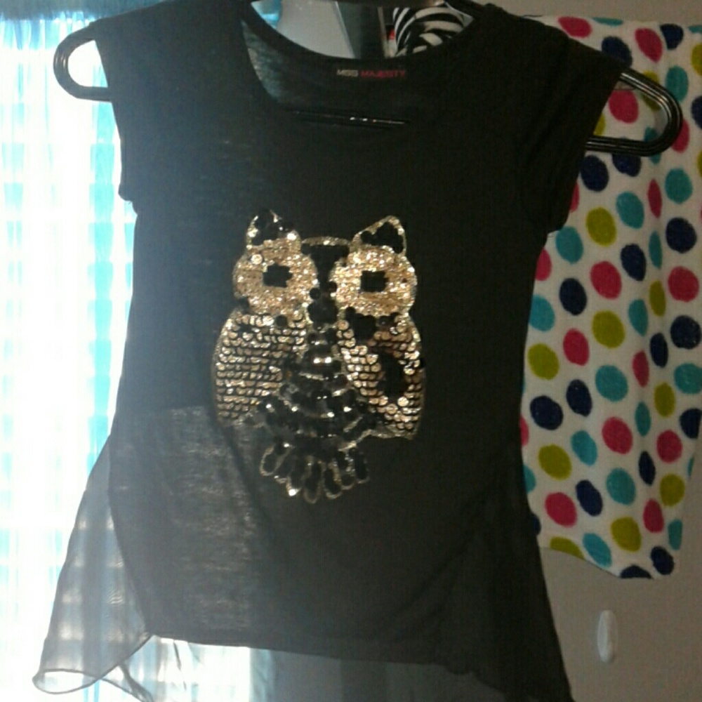 Black owl shirt